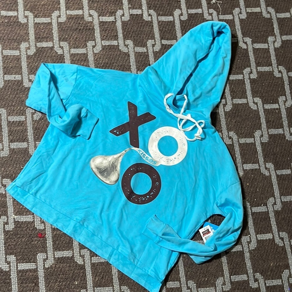 NWT Hershey’s Kisses crop sweatshirt Hoodie small